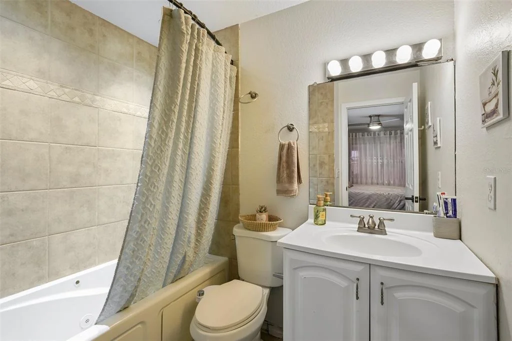 Photo of 3376 SHORNCLIFFE LANE