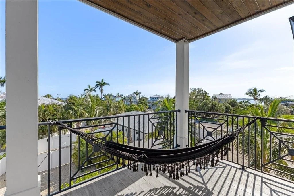 Photo of 239 S HARBOR DRIVE