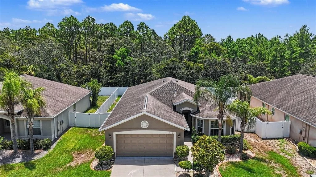 Photo of 10048 IVES LOOP