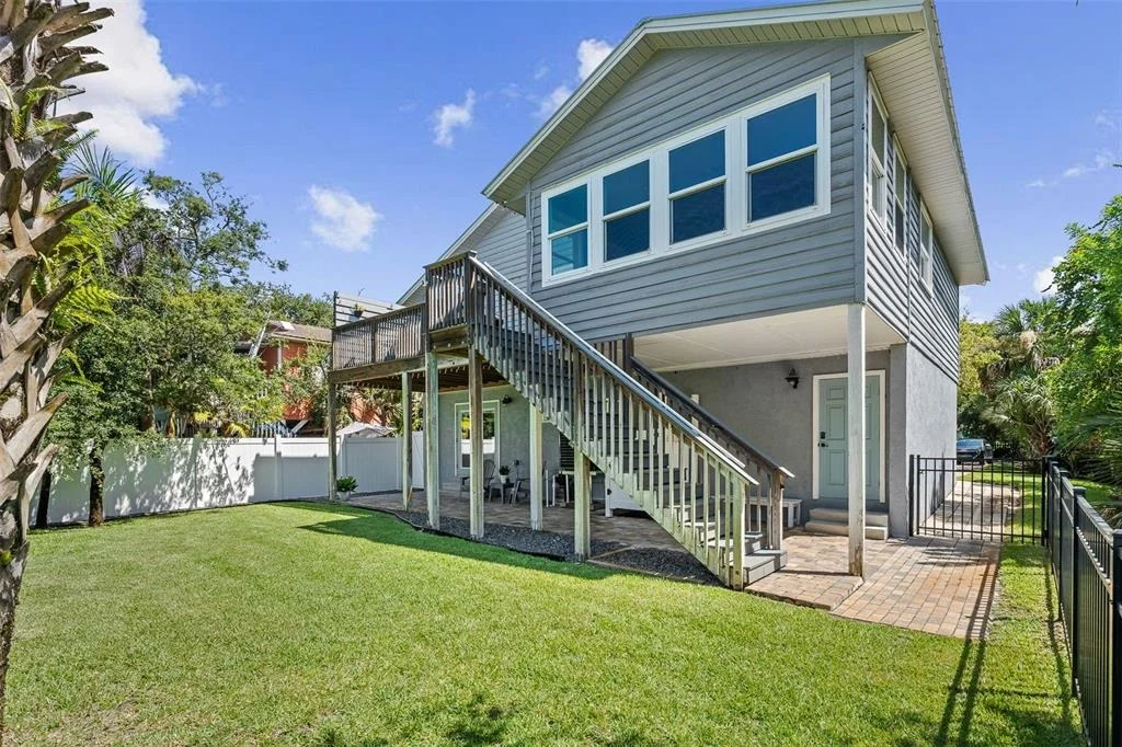 Photo of 1843 OAK PLACE