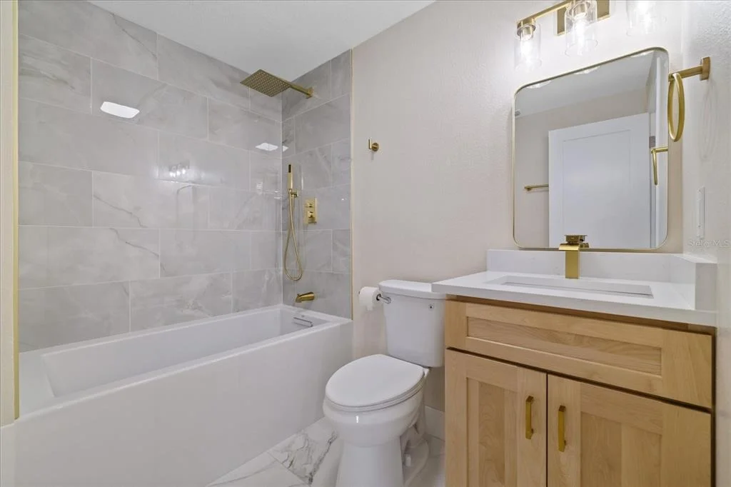 Photo of 2229 ROSELAWN DRIVE