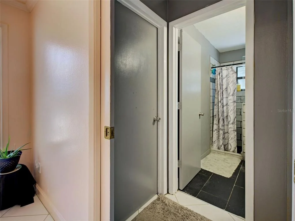Photo of 20 IDLE SANDS DRIVE