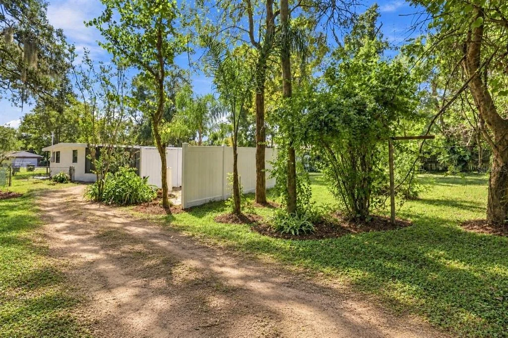 Photo of 1806 DIERKER DRIVE
