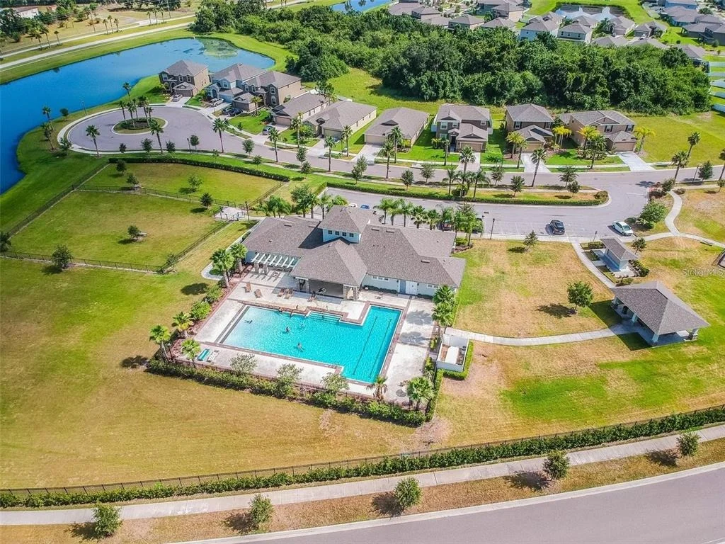 Photo of 909 MEADOW GLADE DRIVE