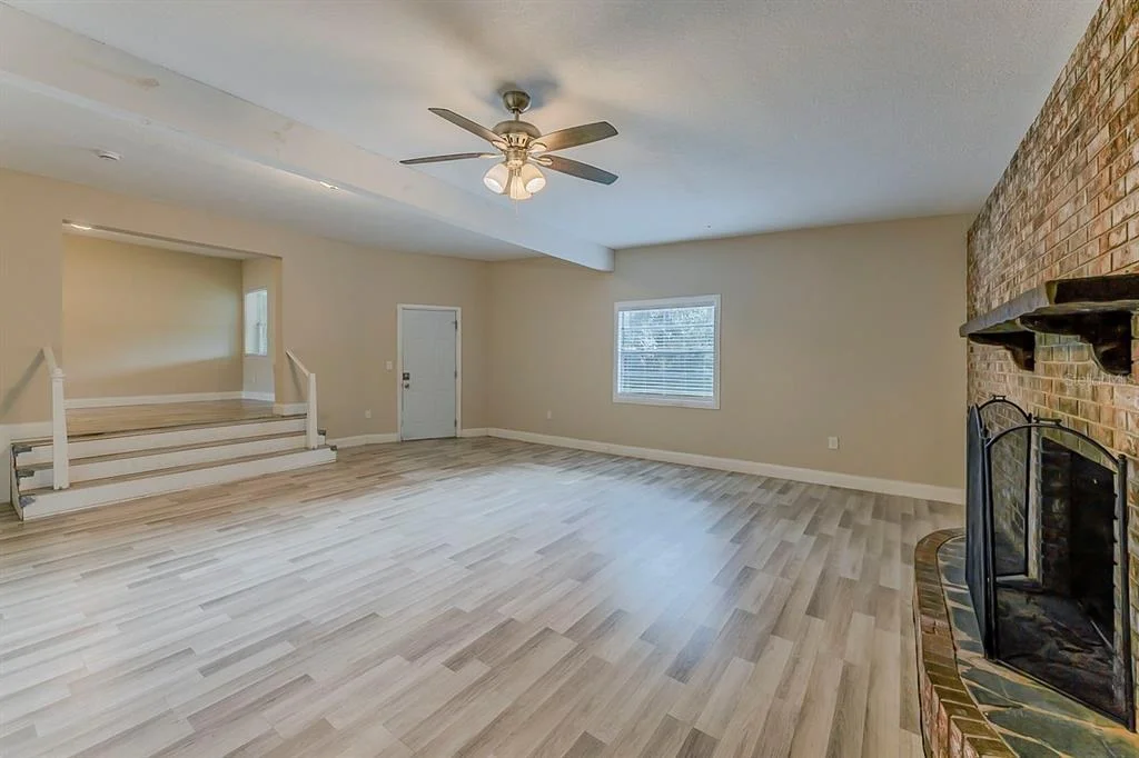 Photo of 1007 EMERALDA ROAD