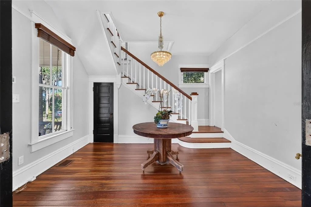 Photo of 819 SE 2ND STREET