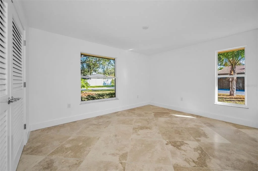 Photo of 2391 ROBERTA LANE