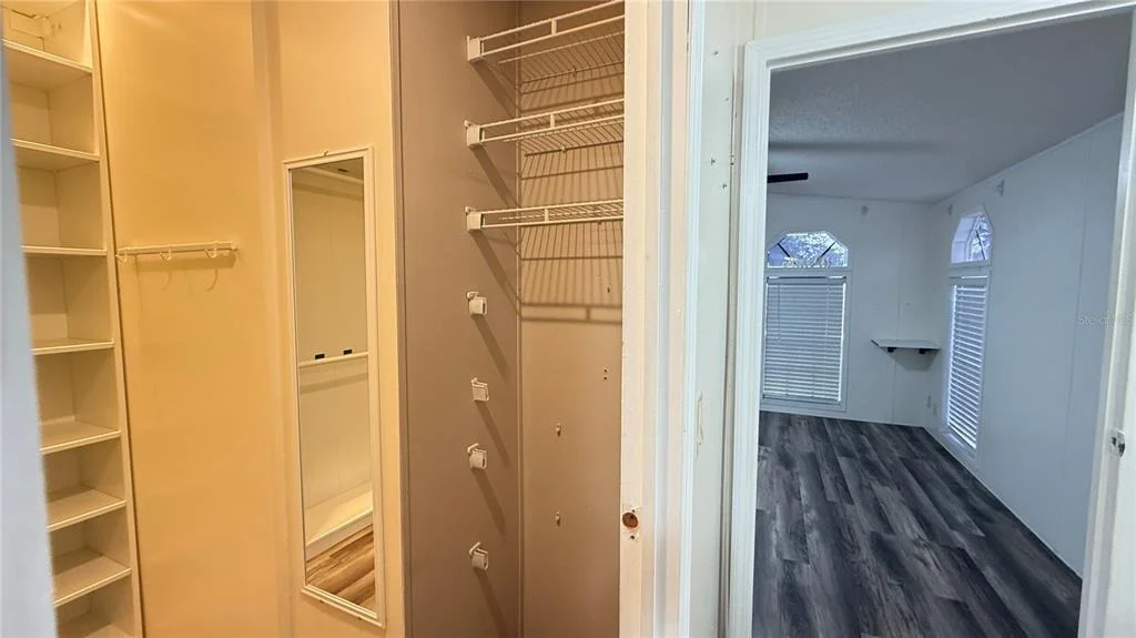 Photo of 10404 BRUSSELS DRIVE