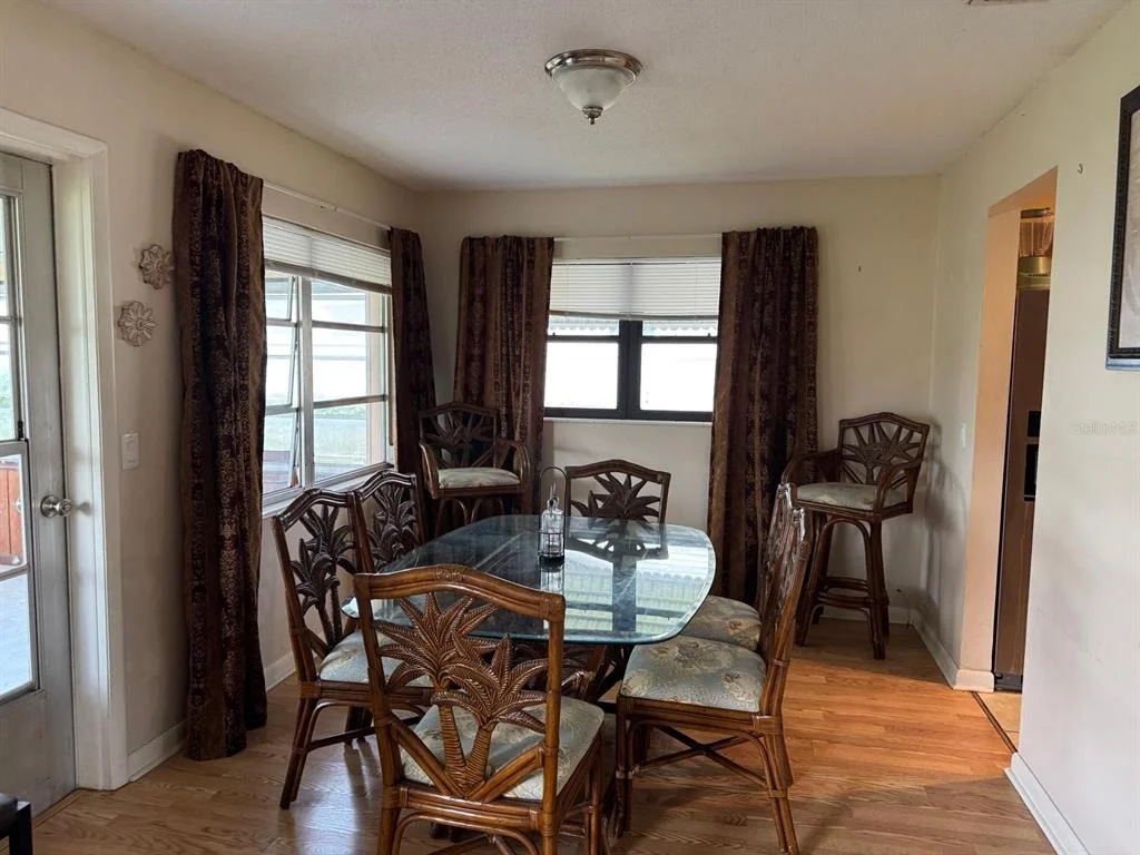 Photo of 978 NAGLE DRIVE
