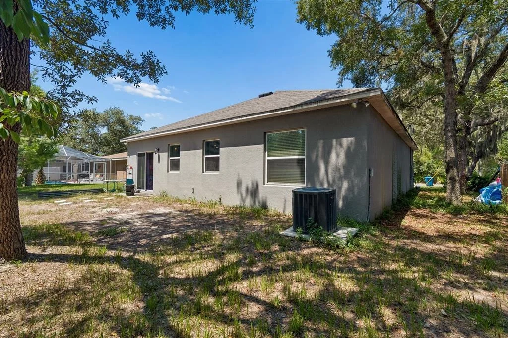 Photo of 4068 MENDOTA AVENUE