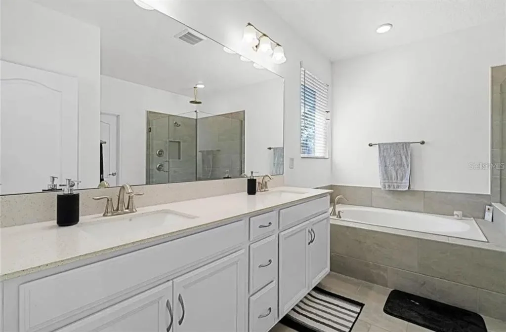 Photo of 826 TERRAPIN DRIVE