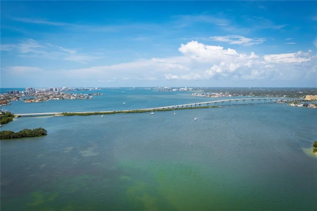 Photo of 306 HARBOR DRIVE