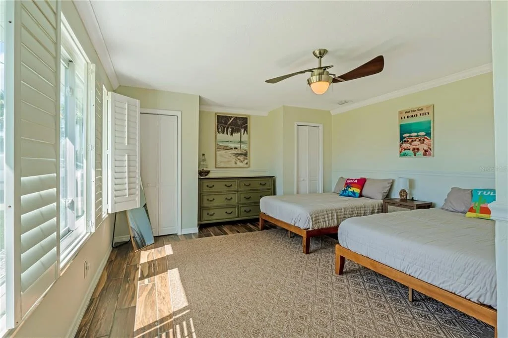 Photo of 988 SHOCKNEY DRIVE