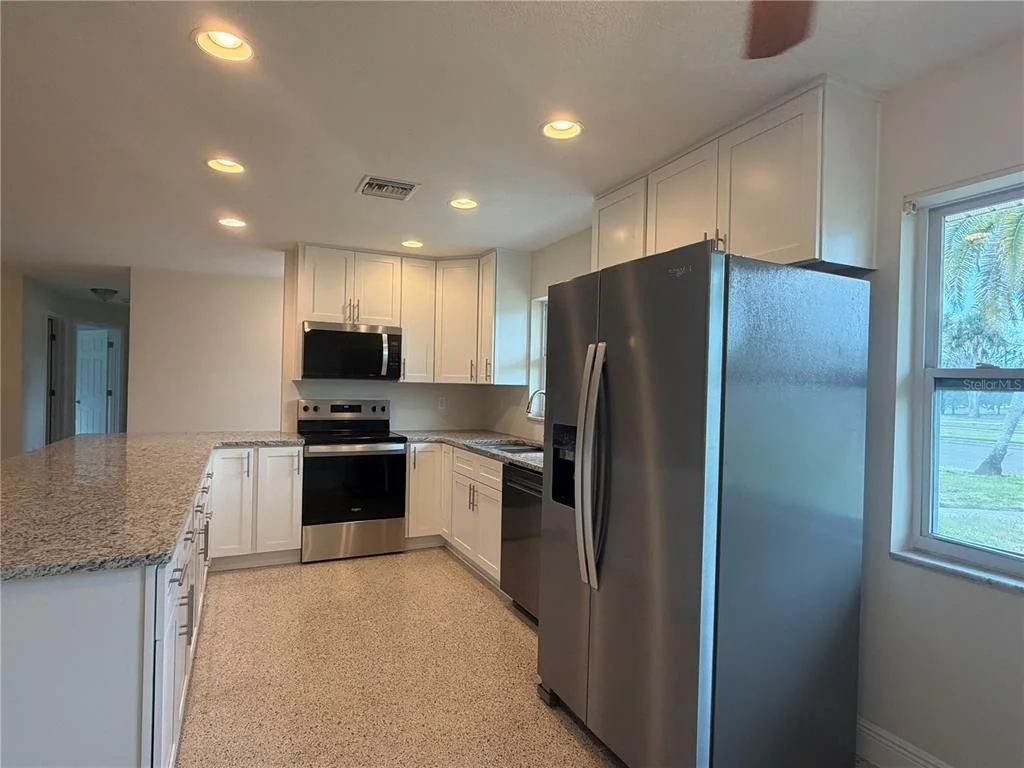 Photo of 623 PALM BOULEVARD