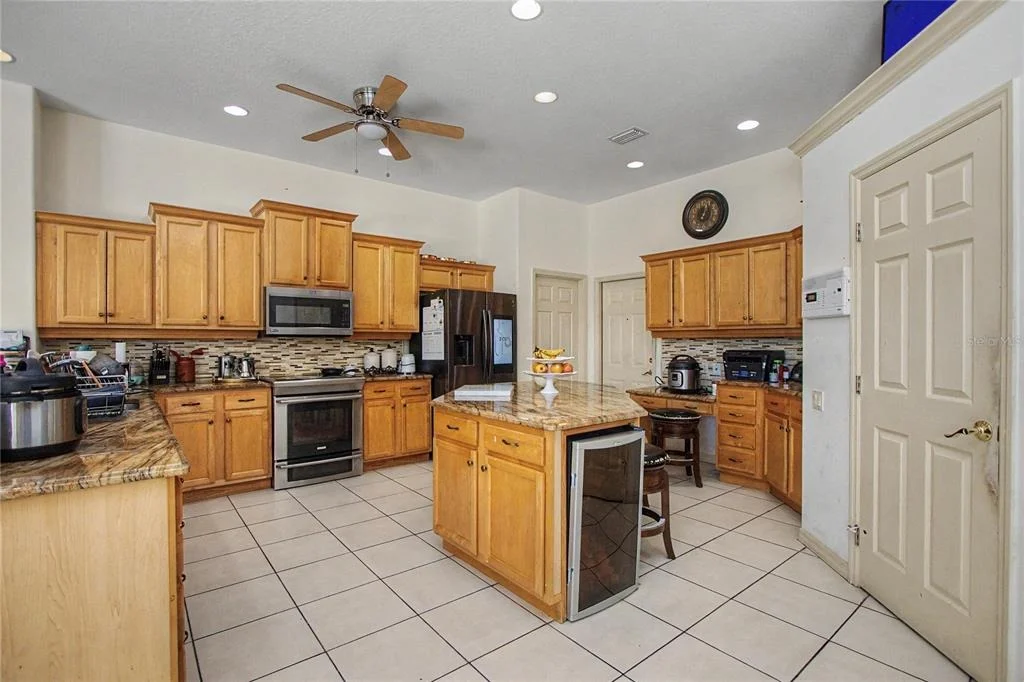 Photo of 2114 SE 25TH LOOP