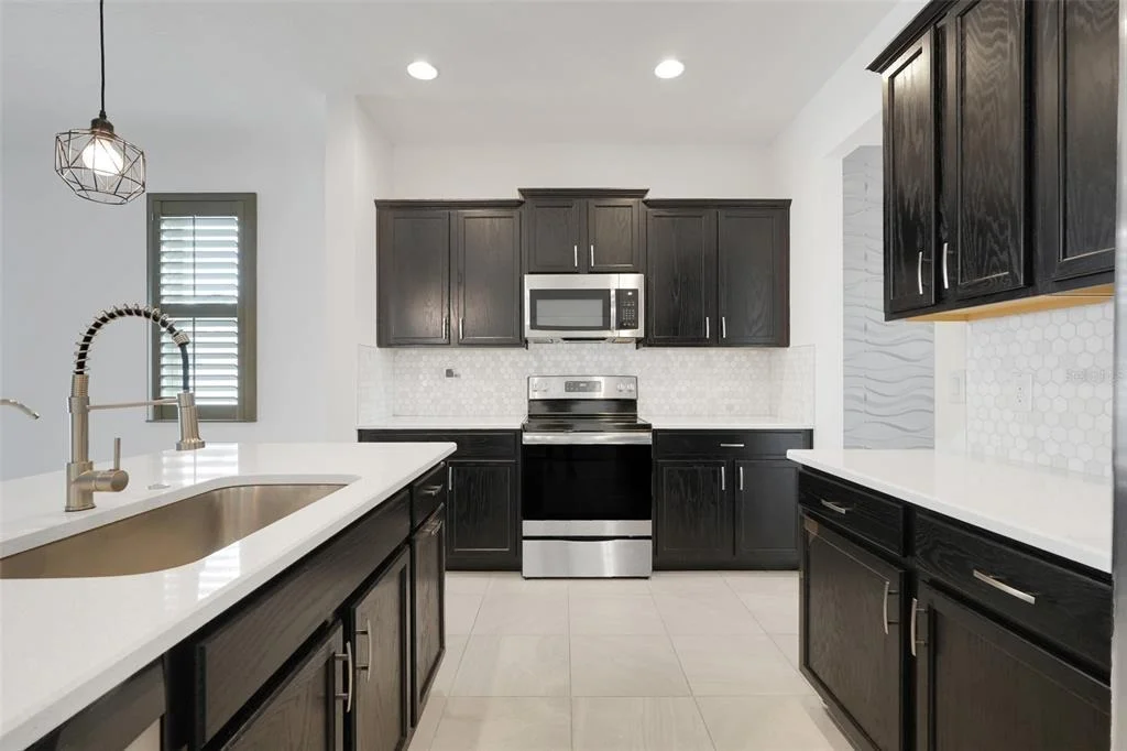 Photo of 935 BENJAMIN TRAIL