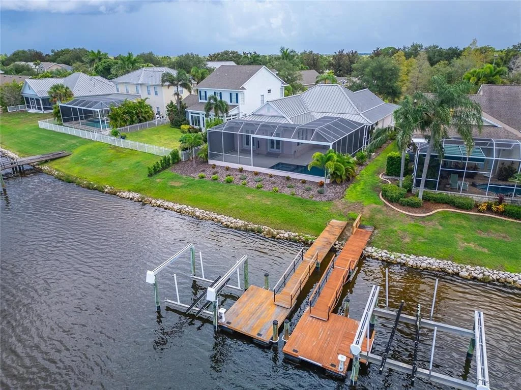 Photo of 429 MANNS HARBOR DRIVE