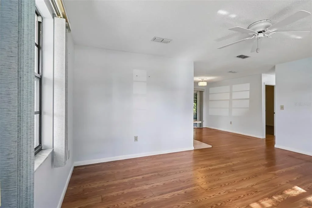 Photo of 21 ABERDEEN CIRCLE