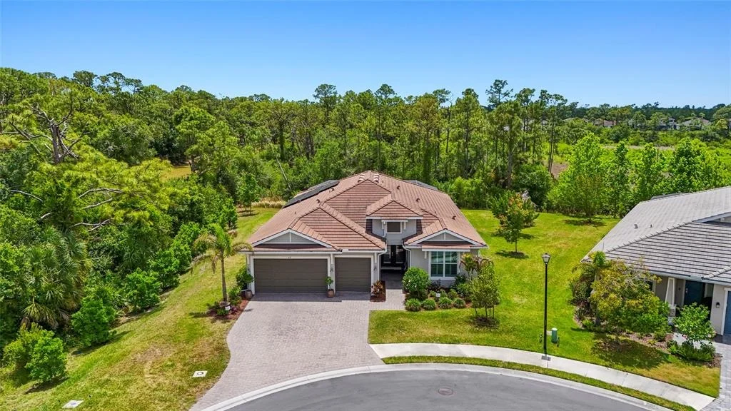 Photo of 617 MISTIFLOWER CIRCLE
