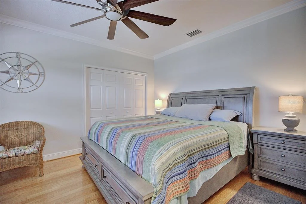 Photo of 492 SUNSET POINTE DRIVE