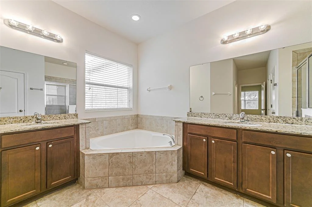 Photo of 12552 HAMMOCK POINTE CIRCLE