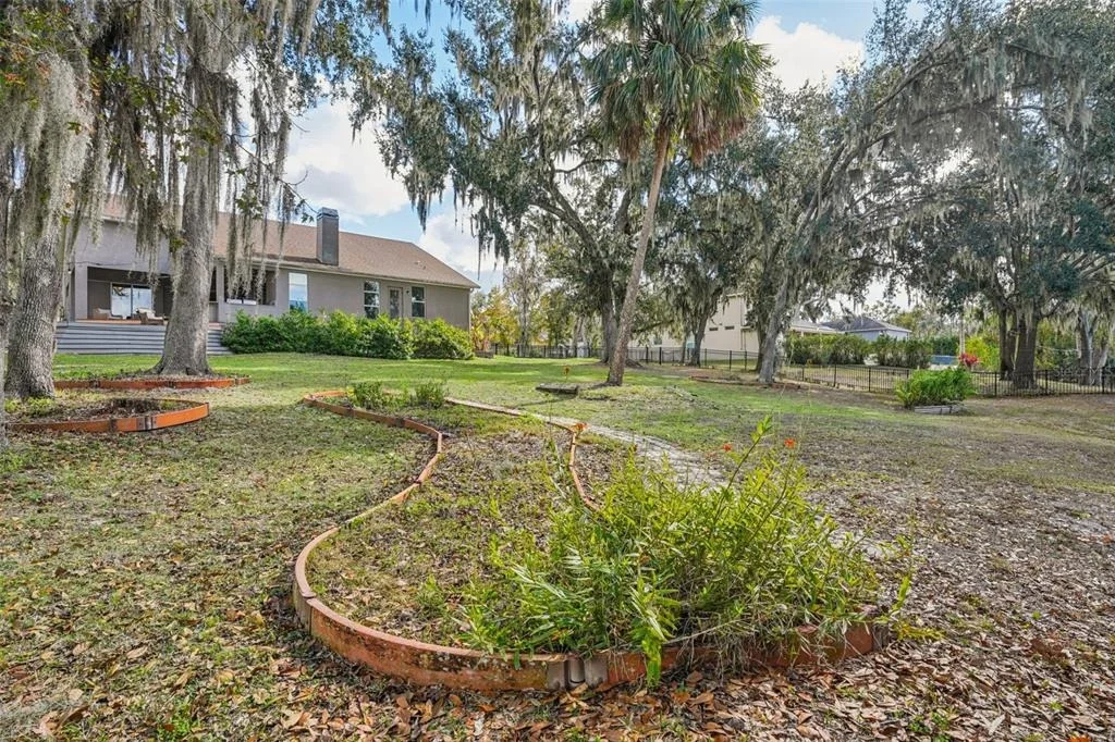 Photo of 11325 HIDDEN VALLEY LANE