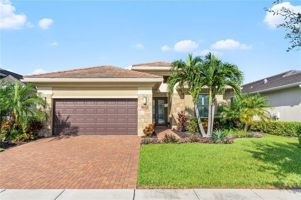 Photo of 4925 SURFSIDE CIRCLE