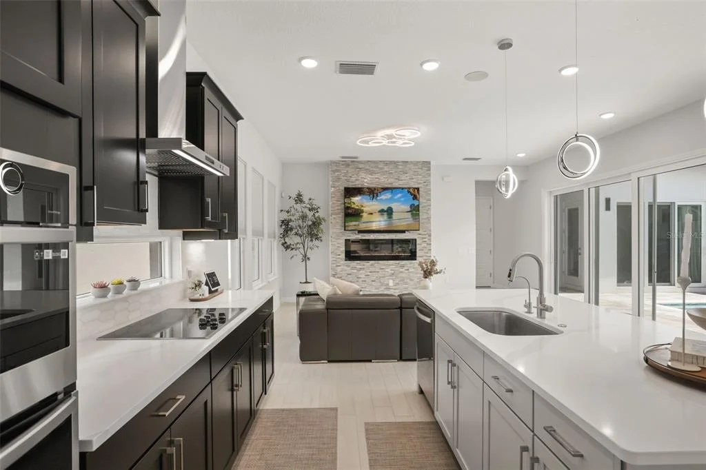 Photo of 260 HAMPTON LOOP
