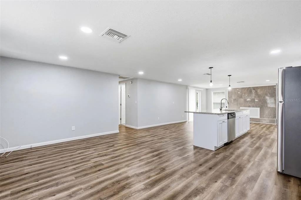 Photo of 8531 HORIZON LANE