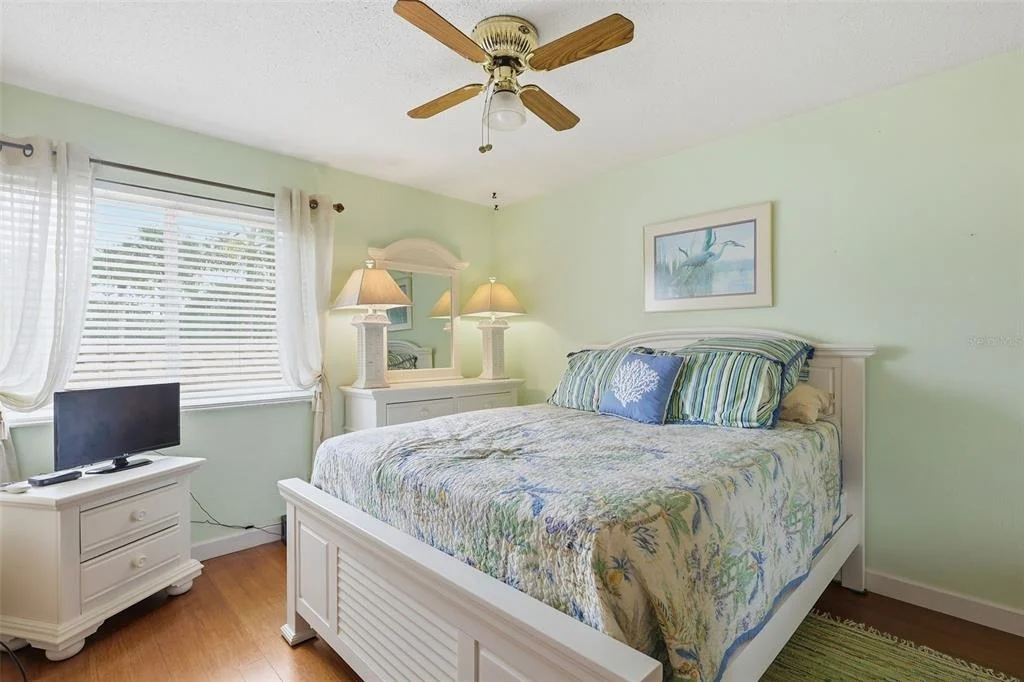 Photo of 117 MEADOWBROOK CIRCLE