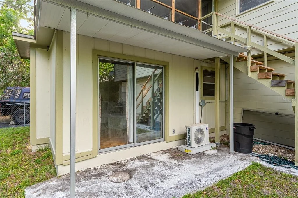 Photo of 505 NW 37TH PLACE