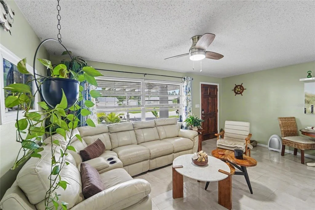 Photo of 1779 AVON LANE