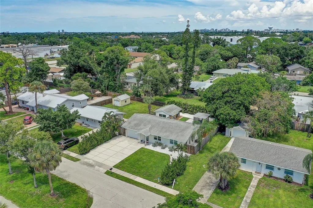 Photo of 2121 PALM TERRACE