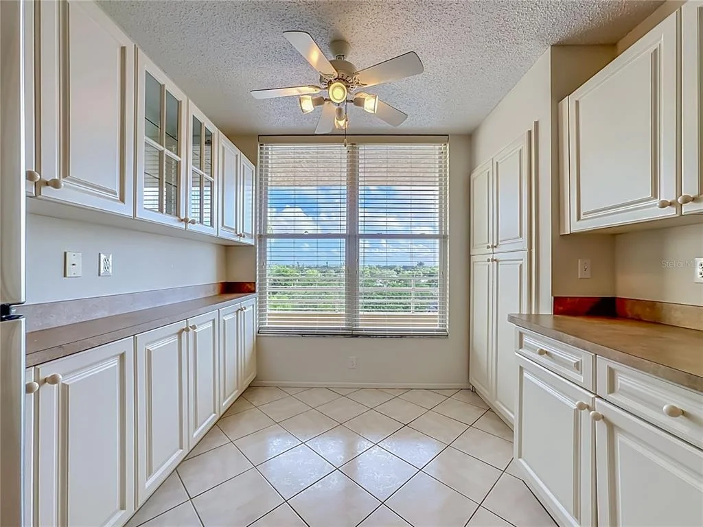 Photo of Unit 607 at 3740 PINEBROOK CIRCLE