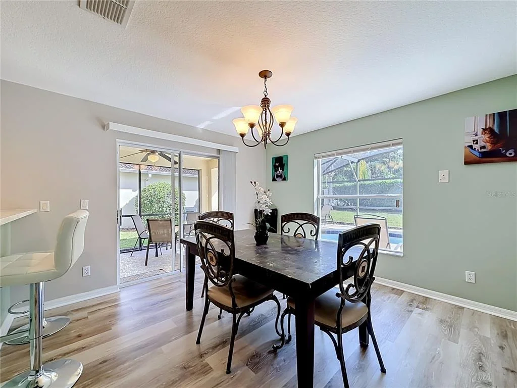 Photo of 135 ROBIN ROAD
