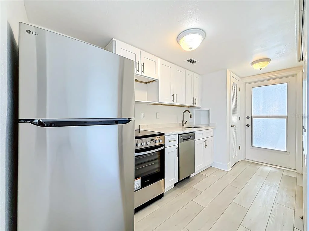 Photo of Unit 3 at 2570 GARY CIRCLE