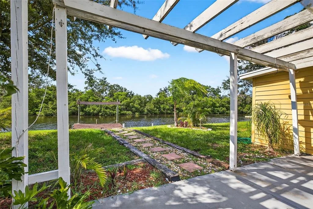 Photo of 3225 W SHELL POINT ROAD