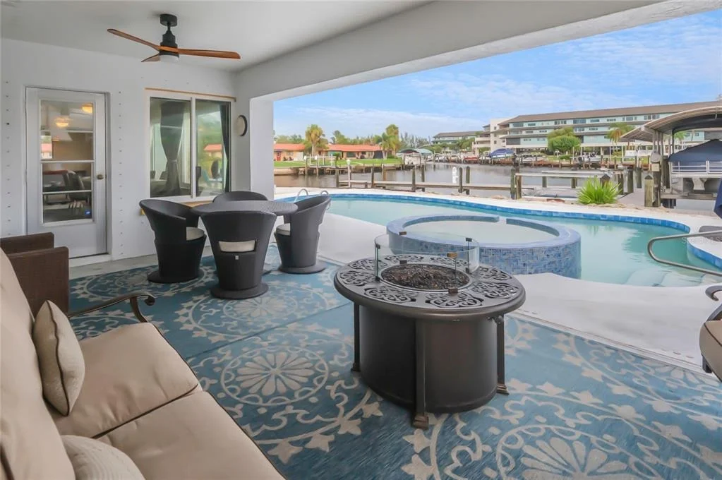 Photo of 4223 ROYAL PALM DRIVE