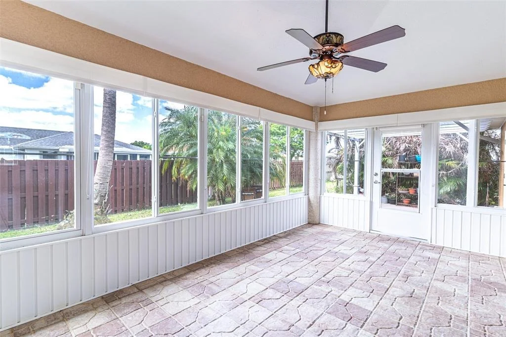 Photo of 3715 SEBRING PARKWAY