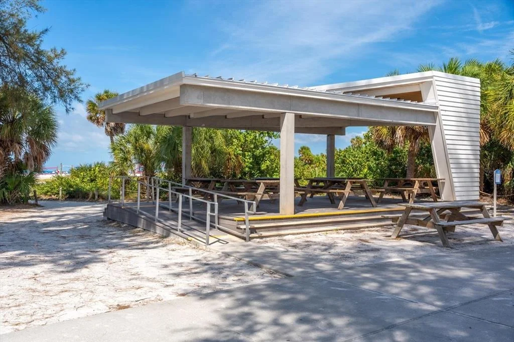 Photo of 5019 COMMONWEALTH DRIVE