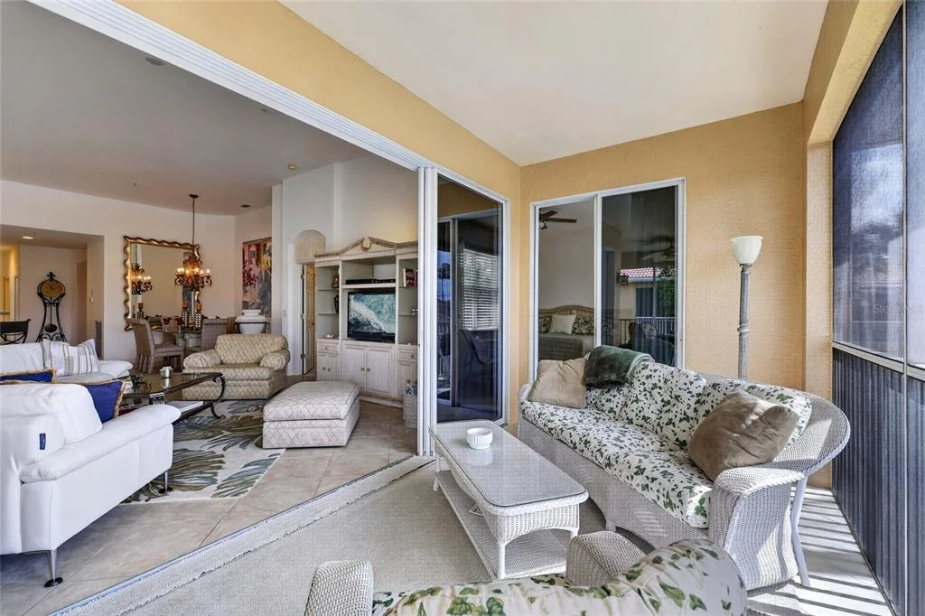 Photo of Unit D at 3336 SUNSET KEY CIRCLE