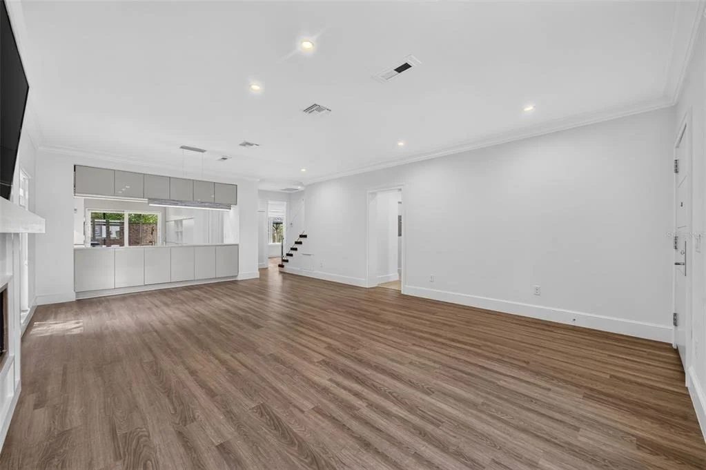 Photo of 720 PANSY AVENUE