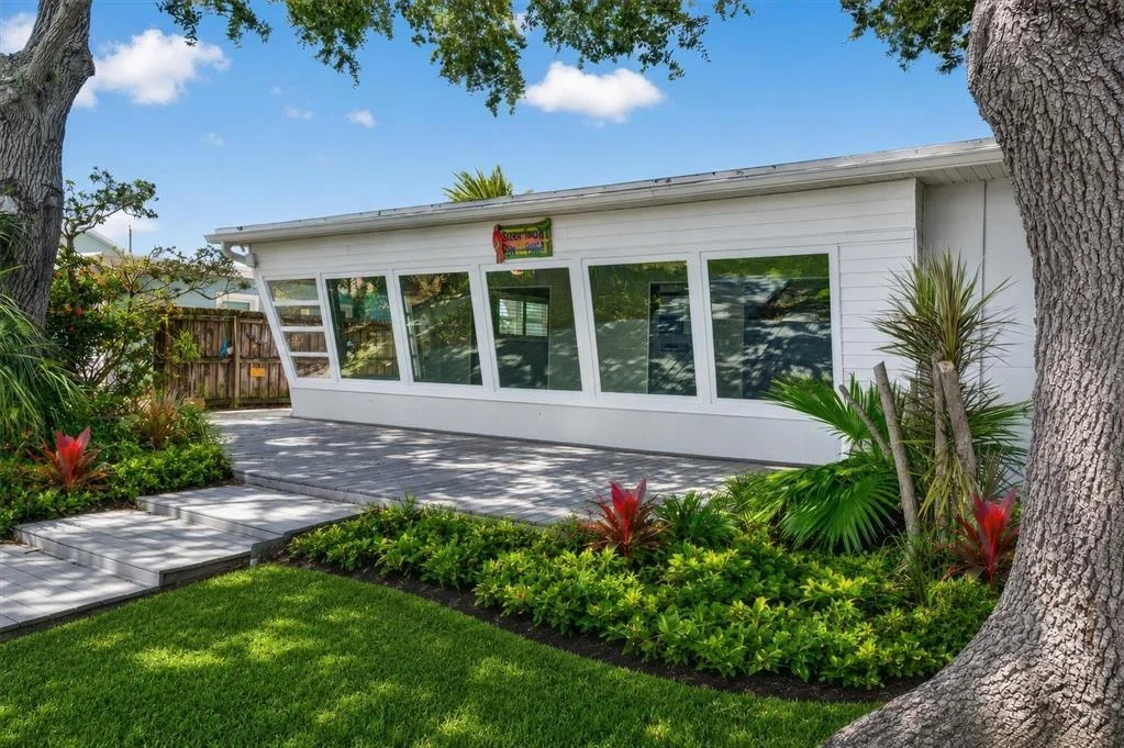 Photo of 541 LILLIAN DRIVE