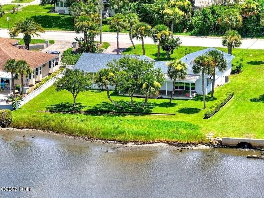 Photo of 448 RIVERSIDE DRIVE