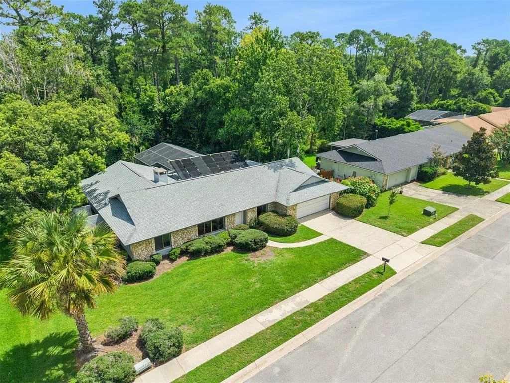 Photo of 211 HICKORY DRIVE