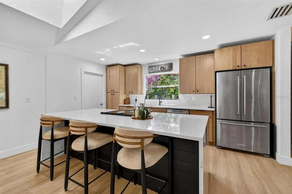 Photo of 8450 FLAGSTONE DRIVE