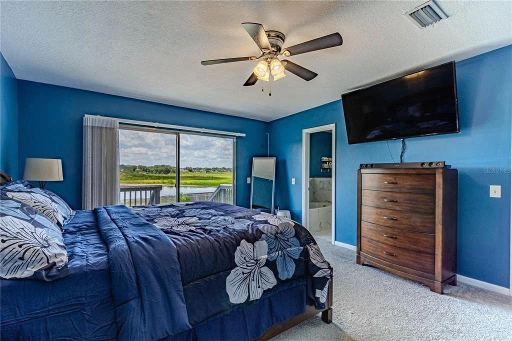 Photo of 6526 LYNN ROAD