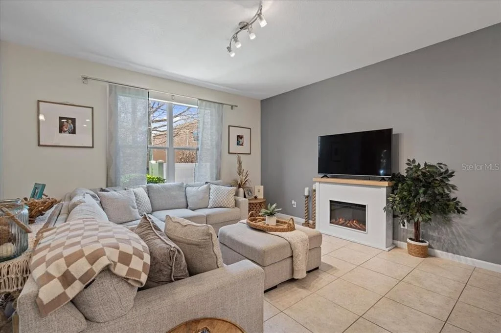 Photo of Unit 39 at 3271 TITANIC CIRCLE