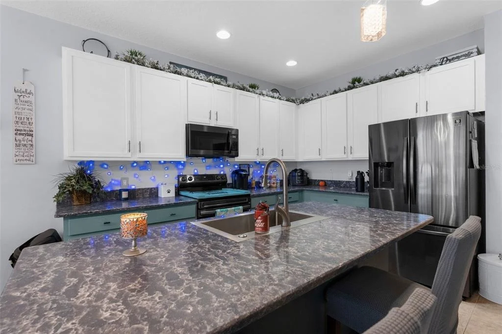 Photo of 951 NODDING SHADE DRIVE
