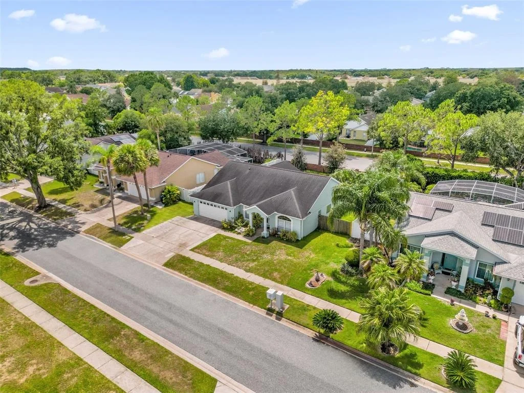 Photo of 230 LYTTON CIRCLE